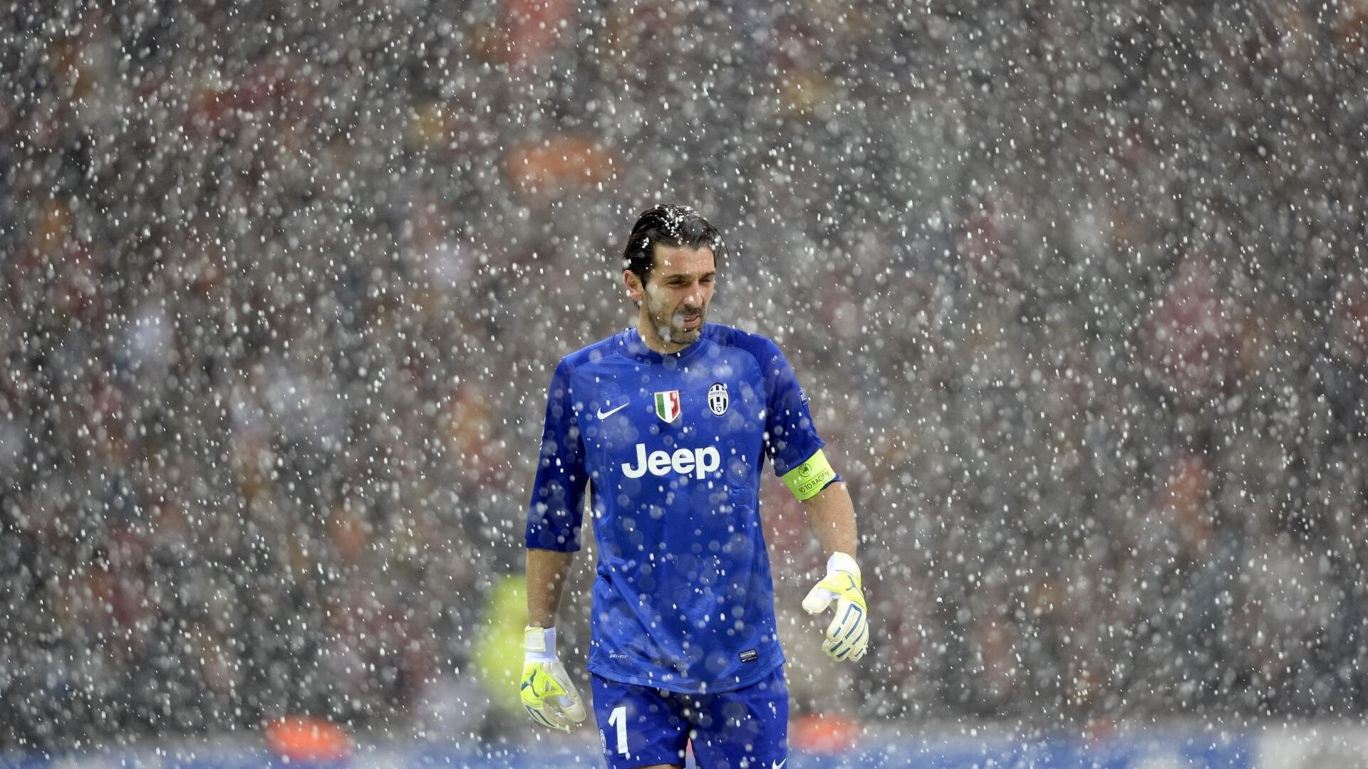 当佛罗伦萨的叹息遇见乌克兰的火焰，帕尔默，在历史裂隙中定义大场面