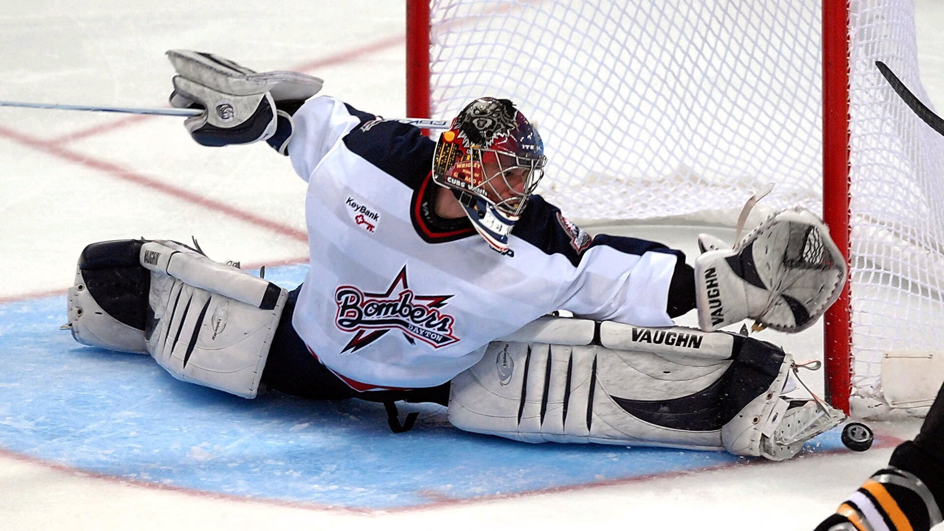 蓝白风暴席卷诺坎普，阿根廷轻取巴萨，萨内关键制胜演绎跨时代唯一传奇